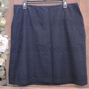 L. L. Bean Favorite Fit Skirt Size 16